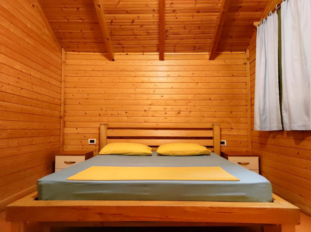 Guesthouse Vila Druri Dhërmi エクステリア 写真
