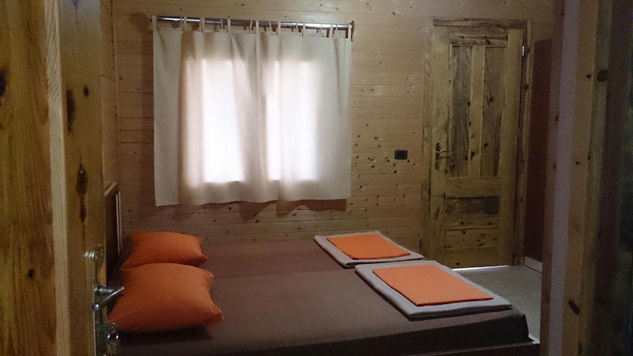 Guesthouse Vila Druri Dhërmi エクステリア 写真