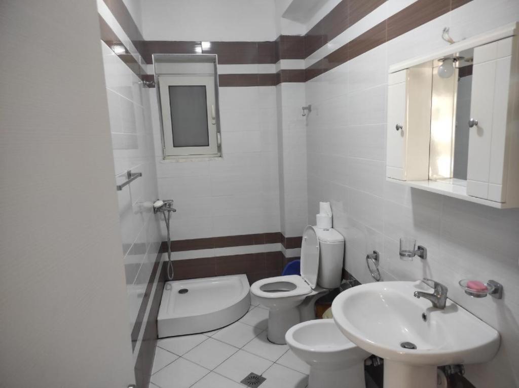 Guesthouse Vila Druri Dhërmi エクステリア 写真